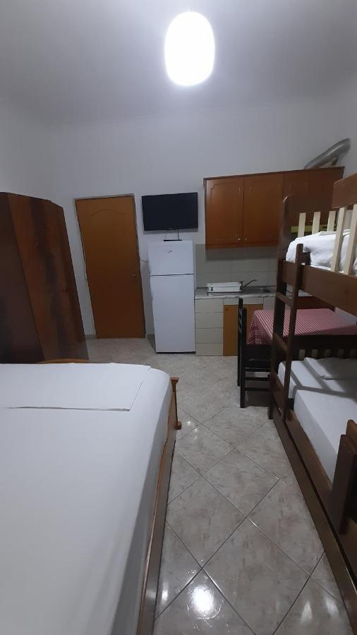 Vladimir Sela Apartament Ksamil