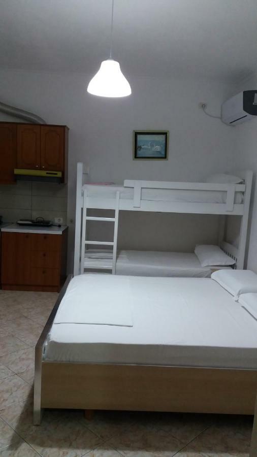 Vladimir Sela Apartament